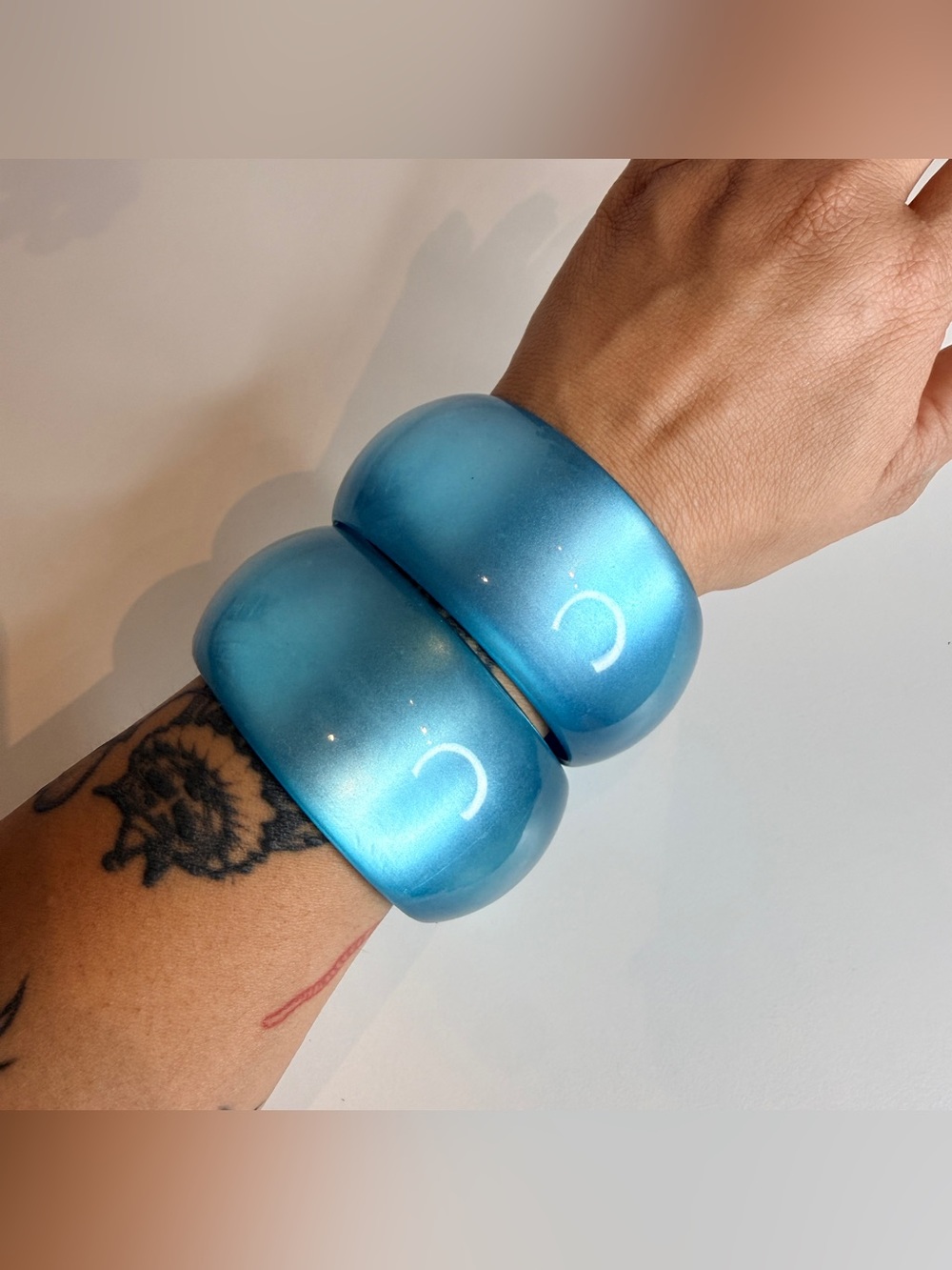 Blue moon glow bangle set